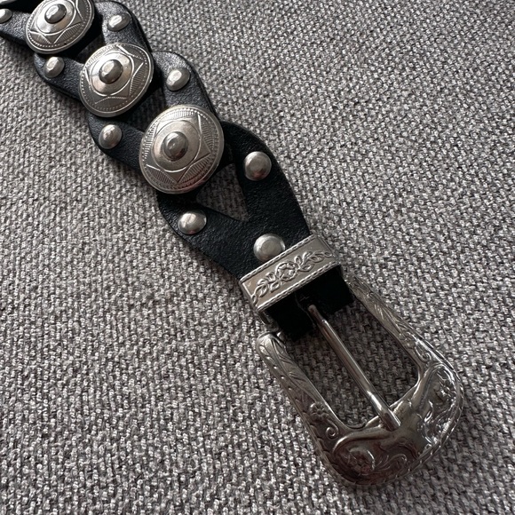 Vintage Leather Concho Belt Western Boho Statement size small - Picture 5 of 5